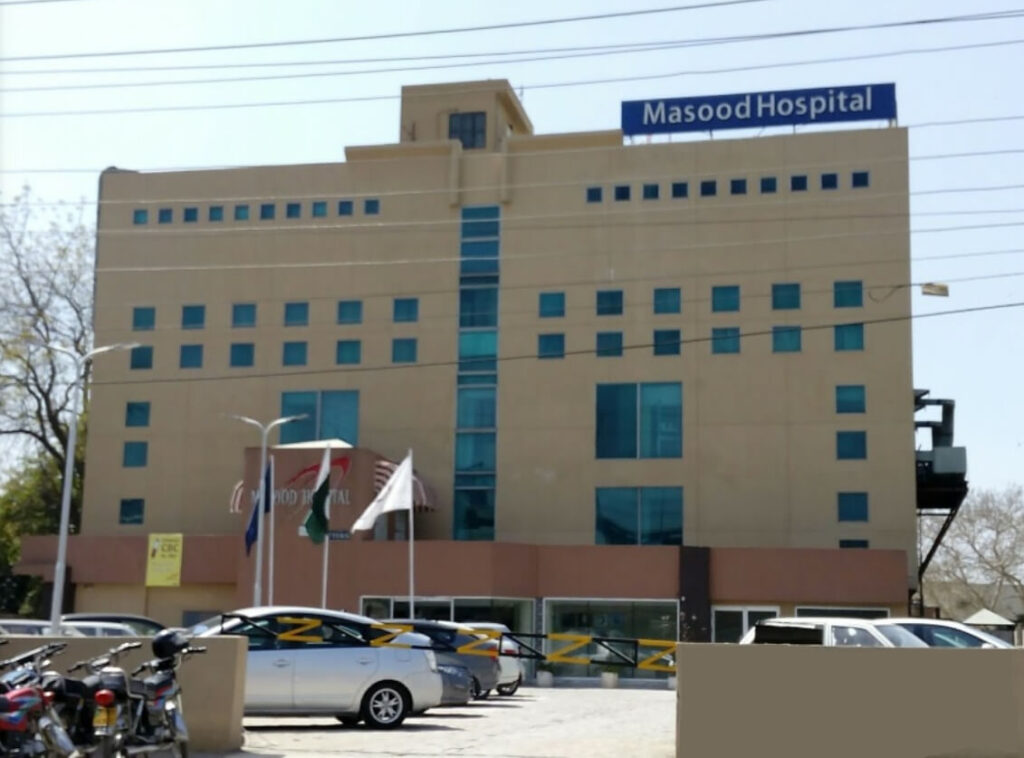 masood hospital lahore spine surgeon